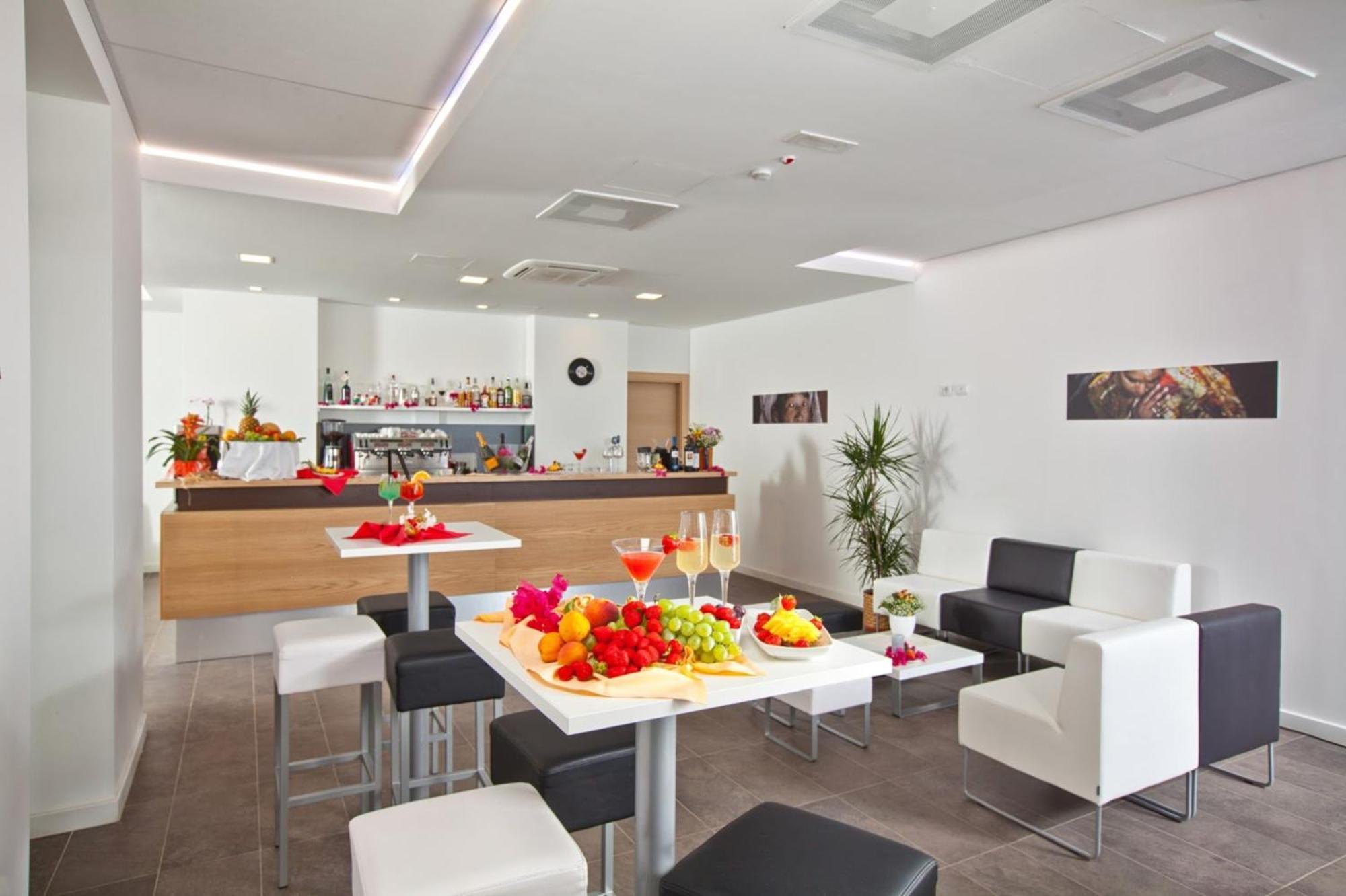 Hotel Club Torre Salinas - Adults Only Муравера Екстериор снимка